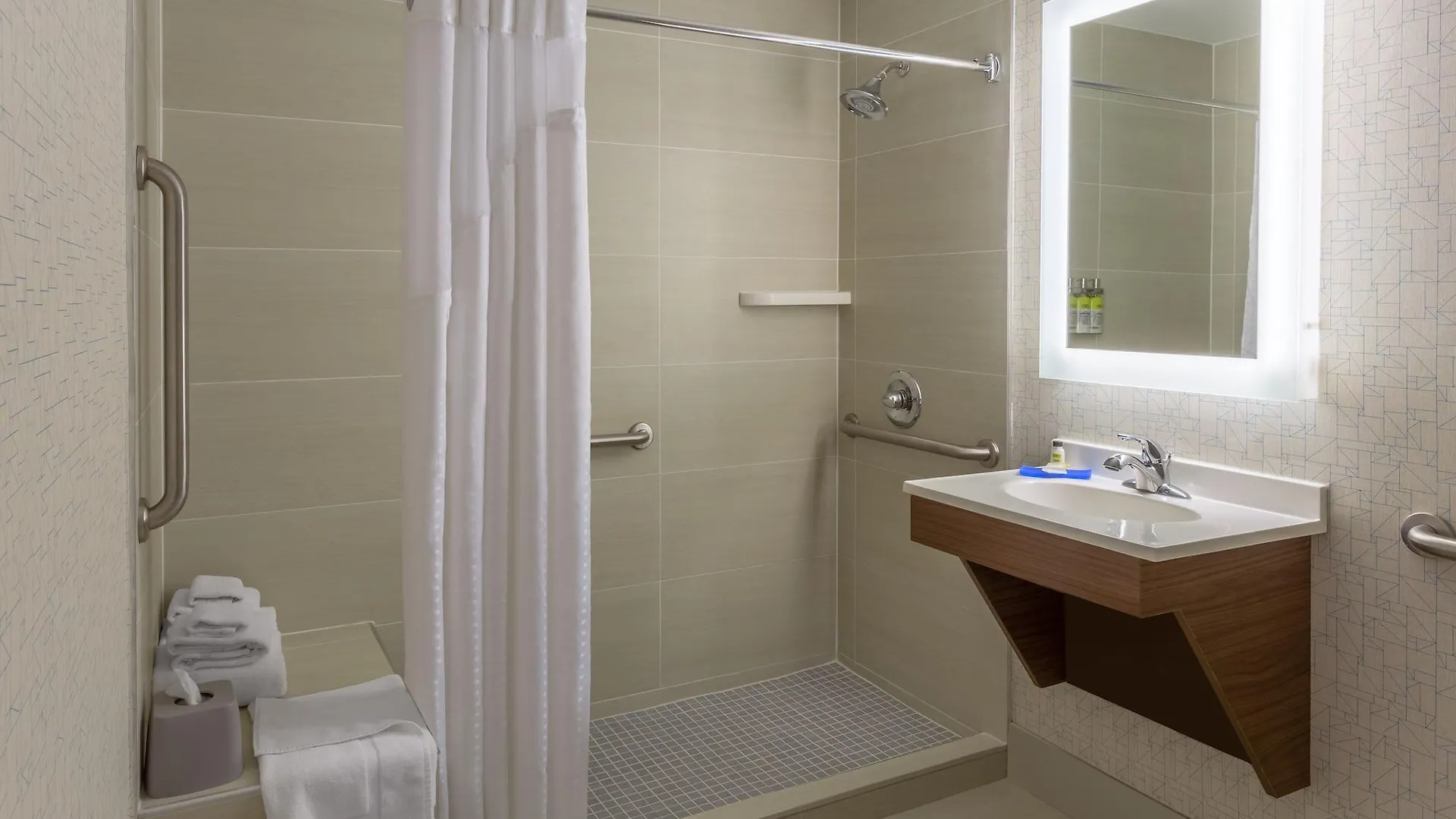 Holiday Inn Express Laguardia Airport, An Ihg Hotel New York