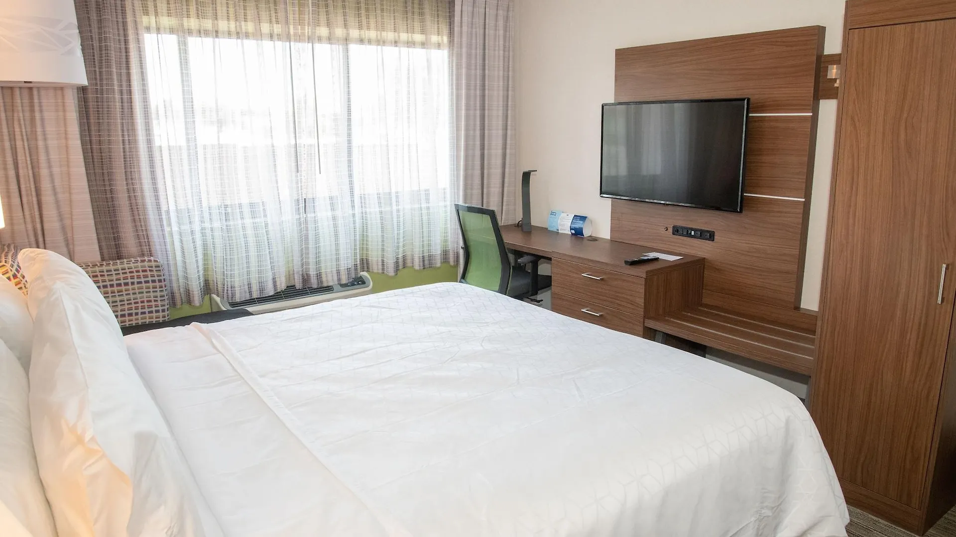 Holiday Inn Express Laguardia Airport, An Ihg Hotel New York