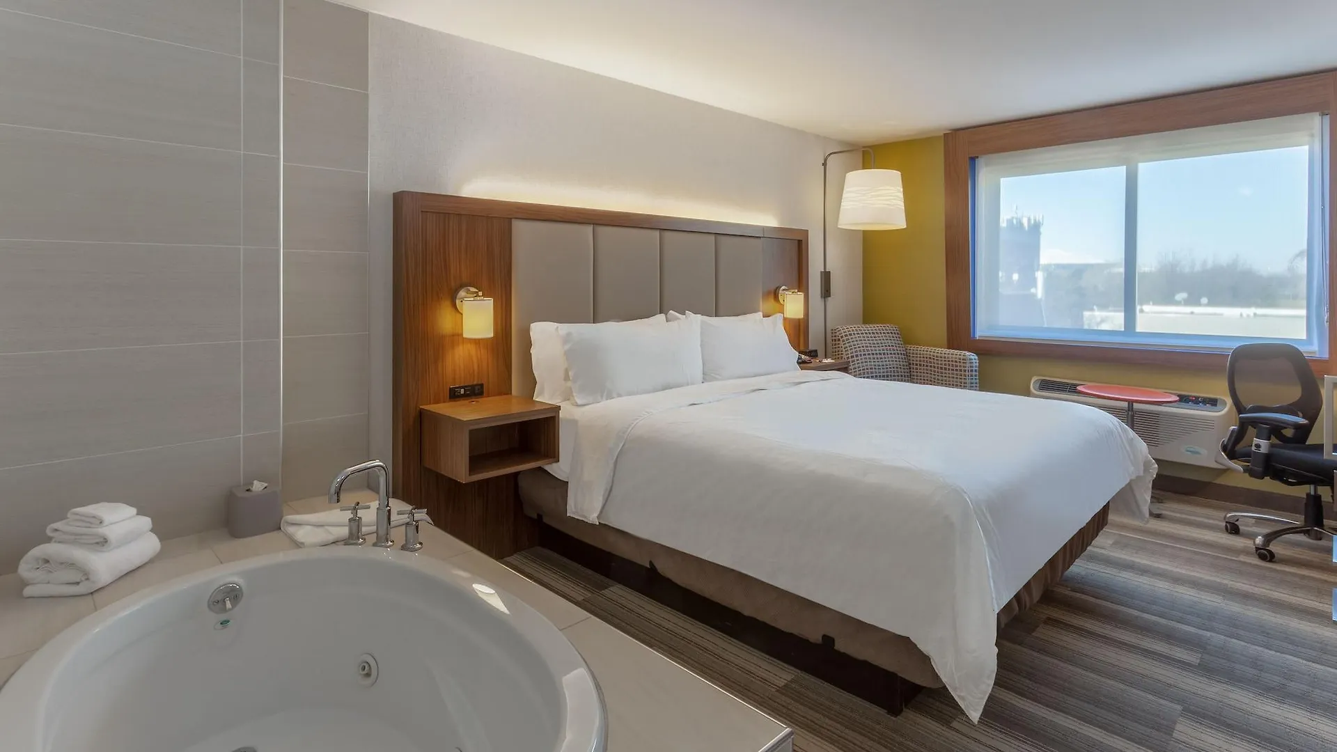 Holiday Inn Express Laguardia Airport, An Ihg Hotel New York