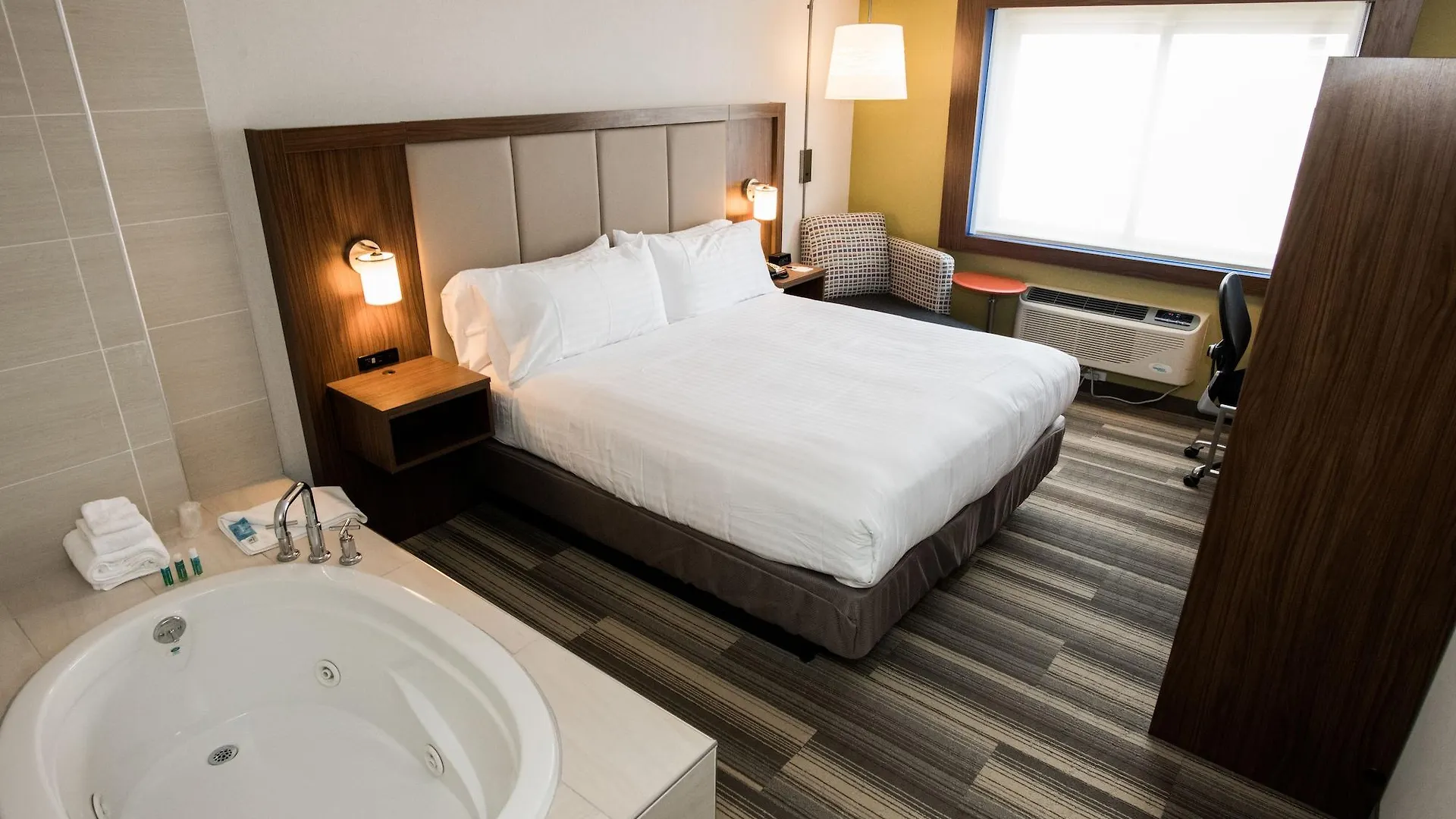 Holiday Inn Express Laguardia Airport, An Ihg Hotel New York
