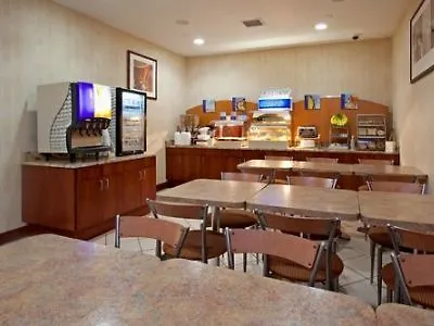 Holiday Inn Express Laguardia Airport, An Ihg Hotel New York