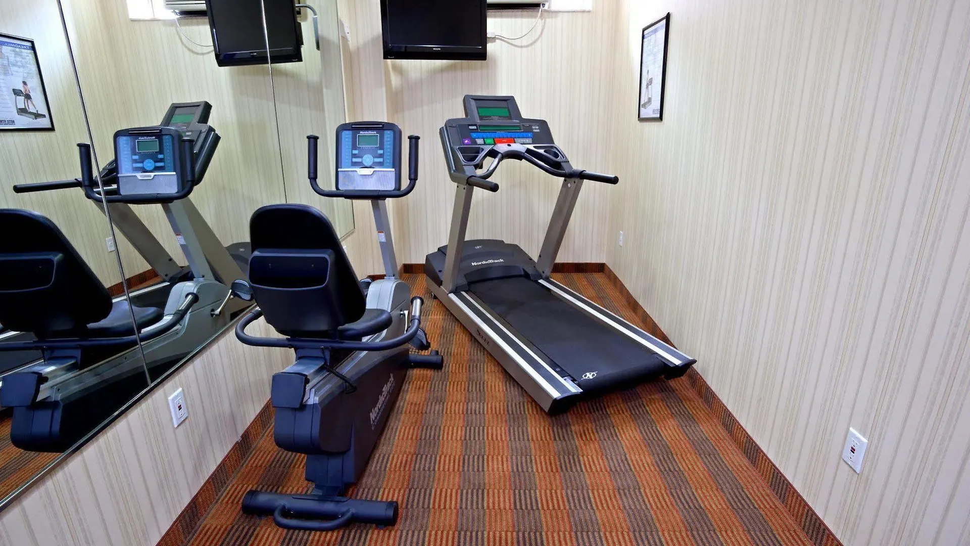 Holiday Inn Express Laguardia Airport, An Ihg Hotel New York