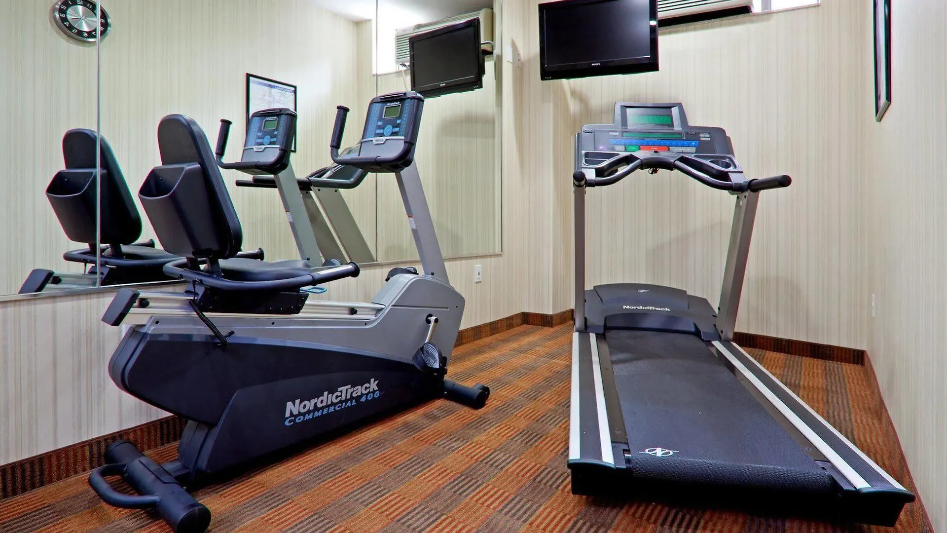 Holiday Inn Express Laguardia Airport, An Ihg Hotel New York
