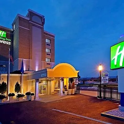 Holiday Inn Express Laguardia Airport, An Ihg Hotel New York