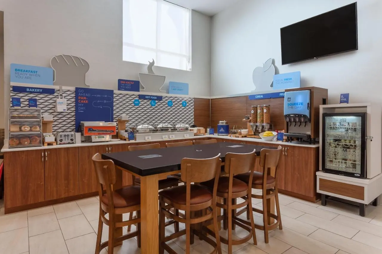 Holiday Inn Express Laguardia Airport, An Ihg Hotel New York