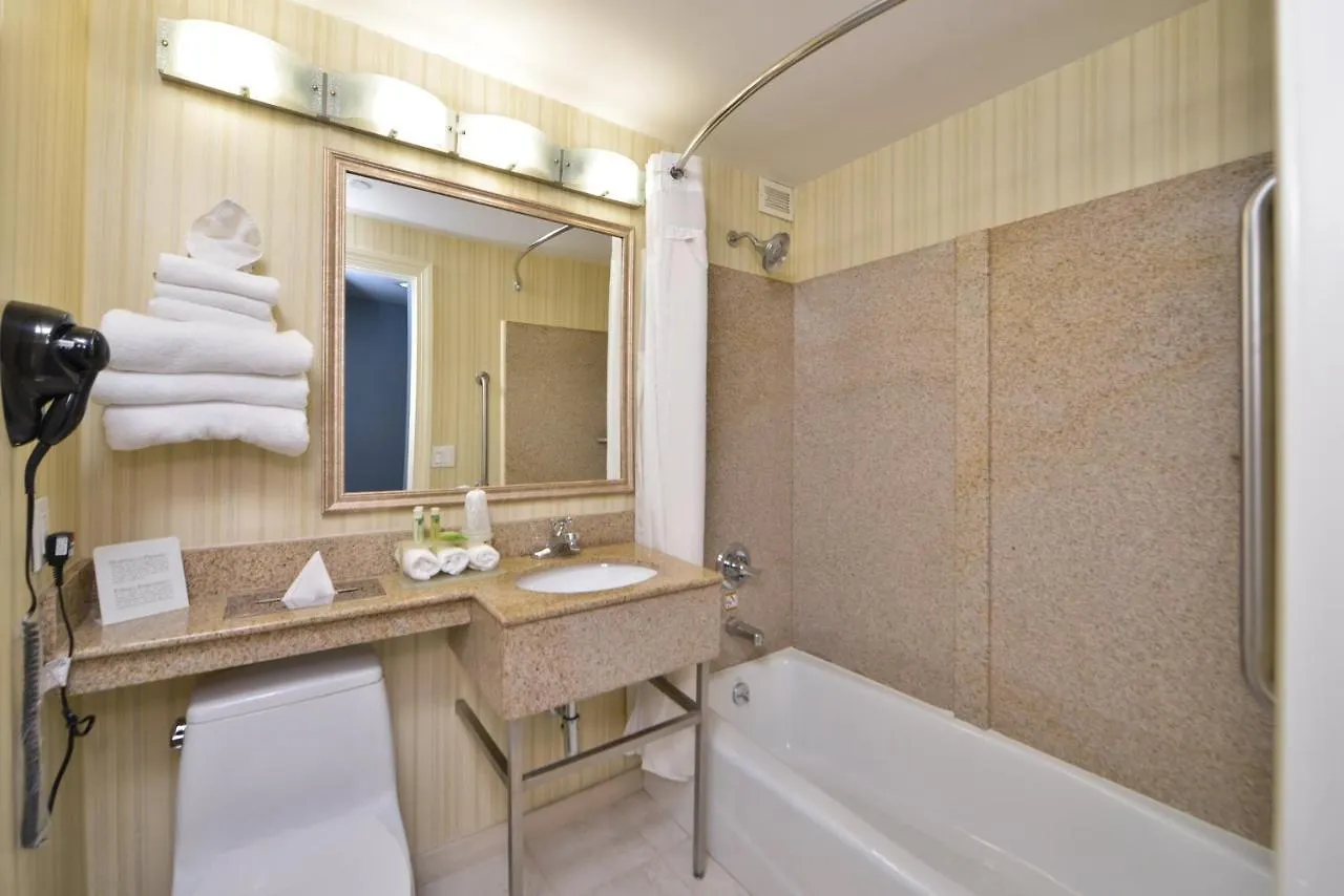 Holiday Inn Express Laguardia Airport, An Ihg Hotel New York